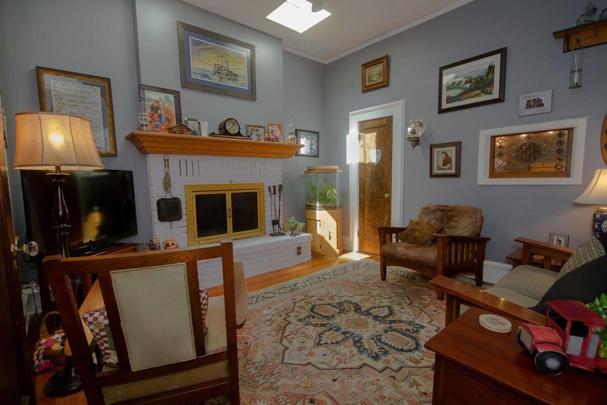 Dickey House Bed And Breakfast Marshfield 외부 사진