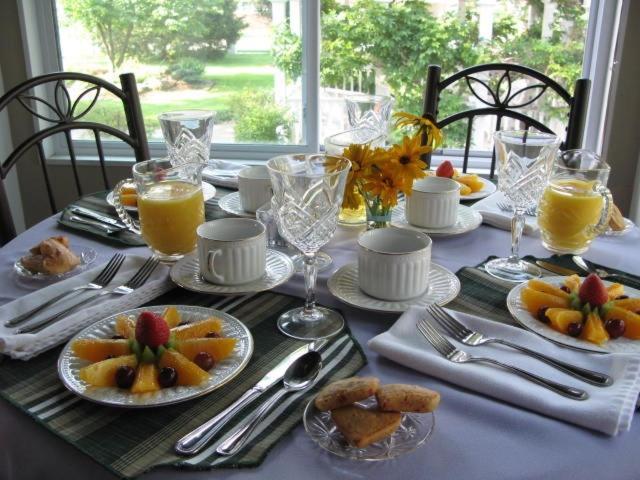 Dickey House Bed And Breakfast Marshfield 외부 사진